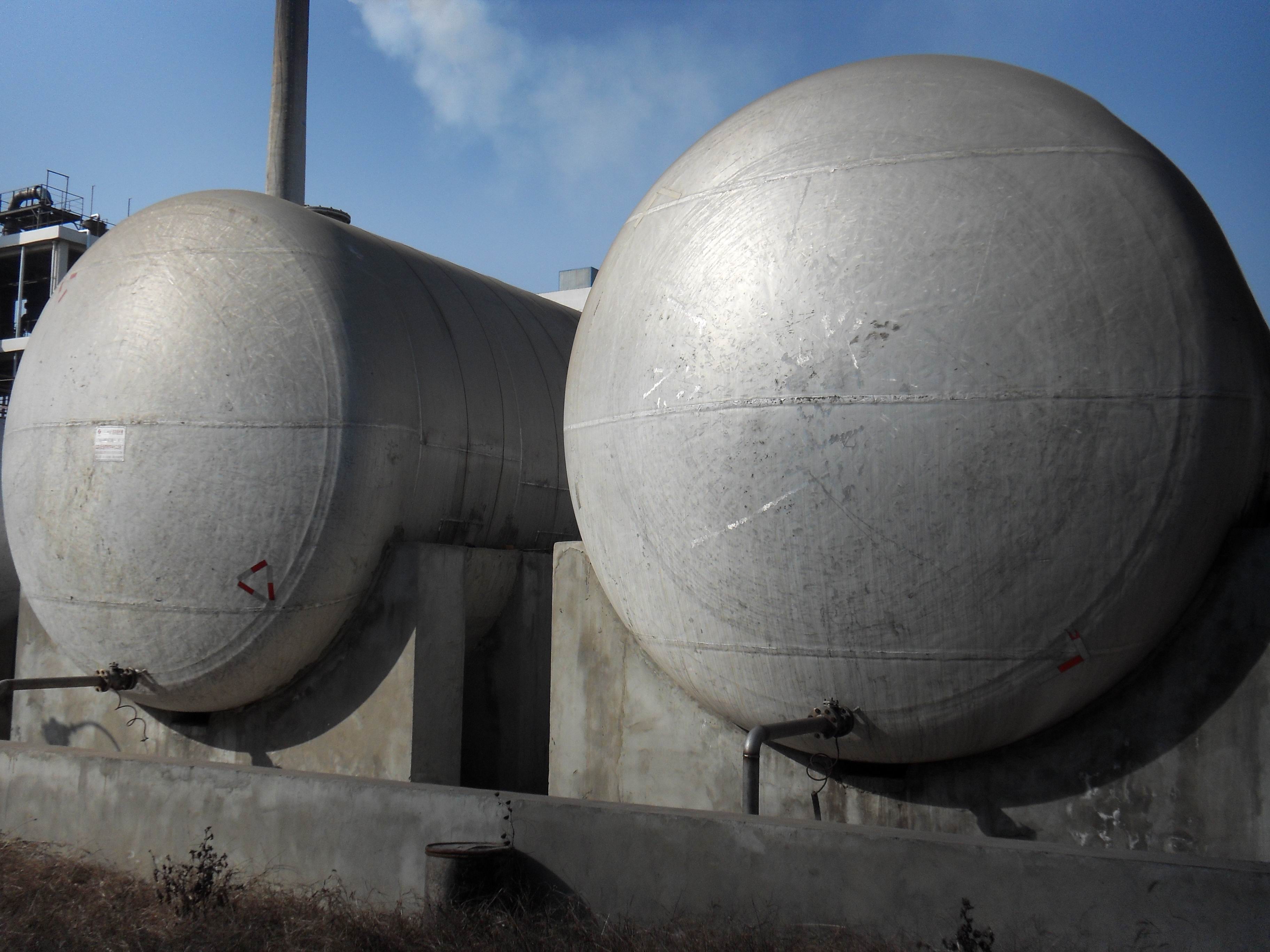 八(bā)一化工(gong)360立方硝(xiāo)酸儲罐(guàn) 八一化(huà)工360立方(fang)硝酸儲(chu)罐